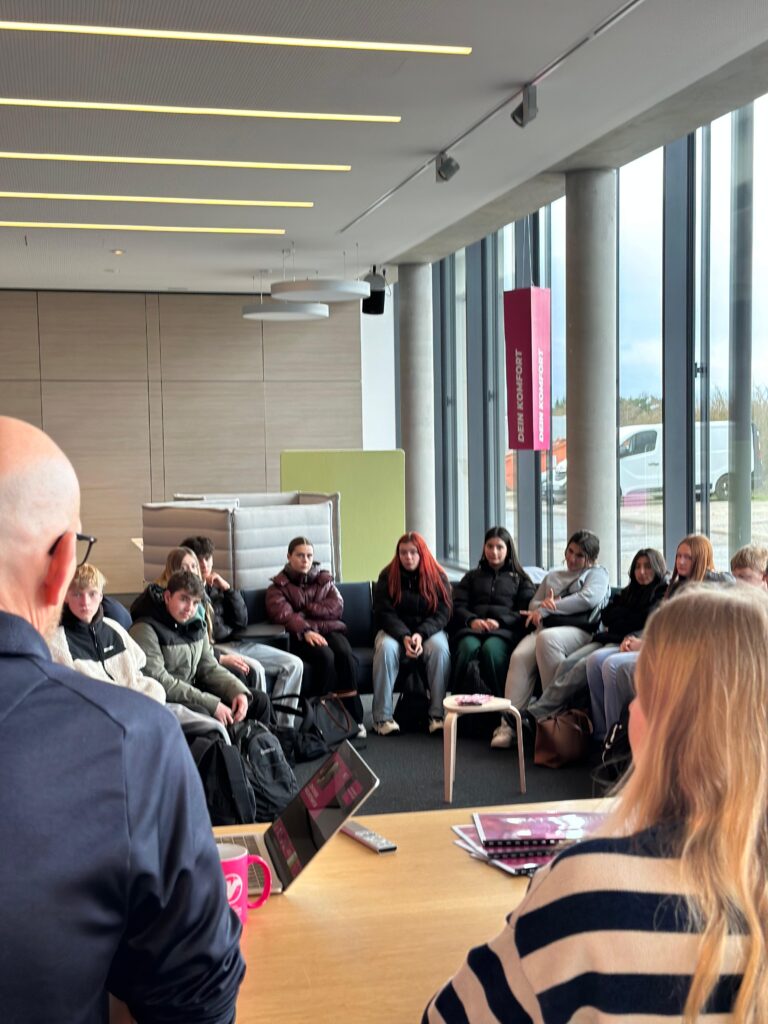 4781c548 683e 451a a103 cf5851e5677e