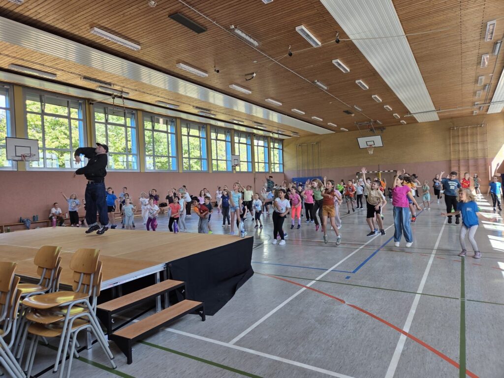 1274b6fb 6735 4297 8e71 dec15d155889